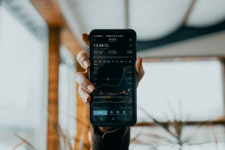 a person holding a cellphone